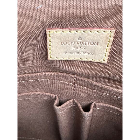 Louis Vuitton Beaubourg Messenger Bag Monogram Canvas MM 89923 - Picture 8 of 13